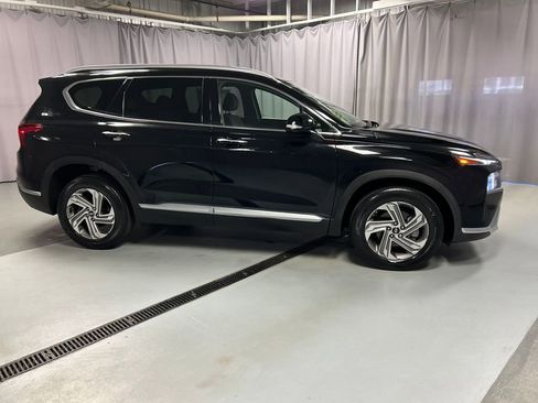 Used 2022 Hyundai Santa Fe SEL w/ Convenience Package image 8