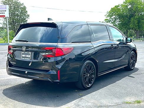 Used 2025 Honda Odyssey Sport-L image 8
