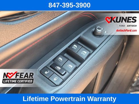 Used 2024 Jeep Compass Trailhawk AWD/4WD image 28