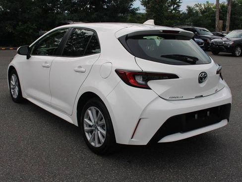 Used 2025 Toyota Corolla SE FWD image 6