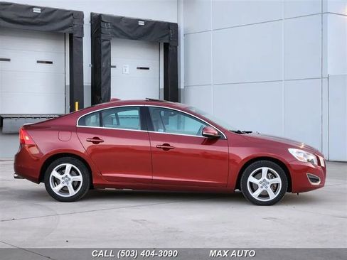 Used 2012 Volvo S60 T5 image 9