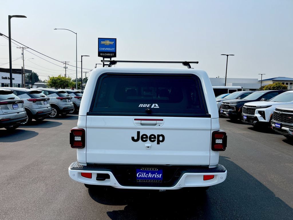 Used 2023 Jeep Gladiator Overland AWD/4WD image 26