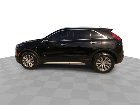 Used 2021 Cadillac XT4 Premium Luxury w/ Driver Awareness Package image 9
