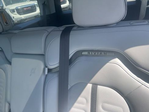 Used 2023 Rivian R1S Adventure image 37