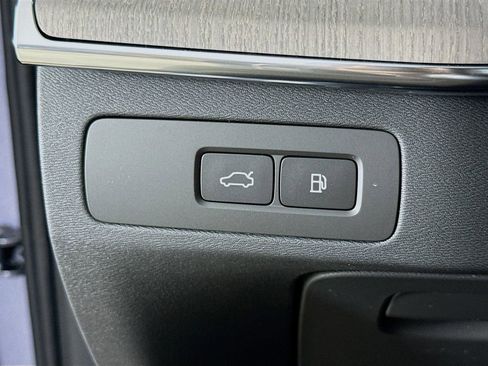 New 2026 Volvo XC90 T8 Ultra w/ Protection Package AWD/4WD image 10