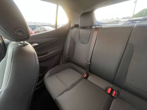 Used 2025 Buick Encore GX Preferred image 39