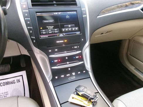 Used 2015 Lincoln MKZ w/ Equipment Group 102A Reserve image 16