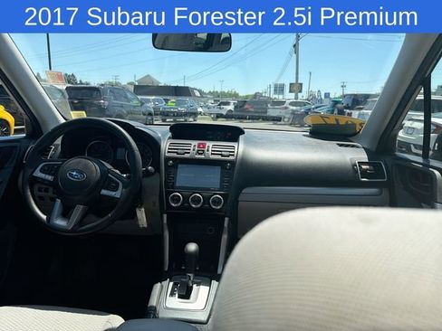 Used 2017 Subaru Forester Limited AWD/4WD image 20