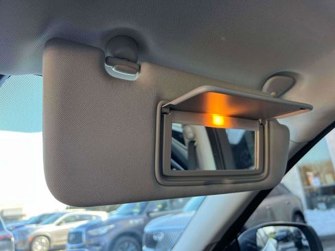 Used 2018 INFINITI Q50 Luxe image 31