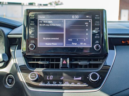 Used 2020 Toyota Corolla LE w/ LE Convenience Package FWD image 26