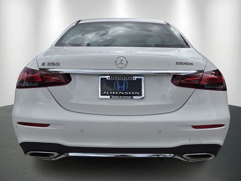 Used 2022 Mercedes-Benz E 350 Sedan image 6