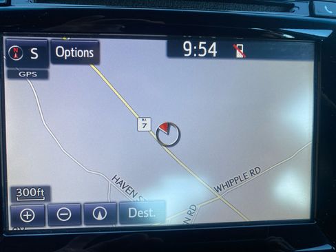 Used 2017 Toyota Camry SE image 14