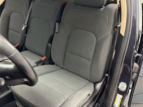 Used 2019 RAM 1500 Tradesman AWD/4WD image 11