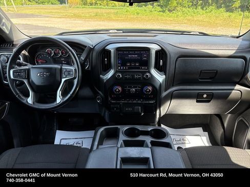 Used 2019 Chevrolet Silverado 1500 LT Trail Boss w/ Convenience Package AWD/4WD image 16