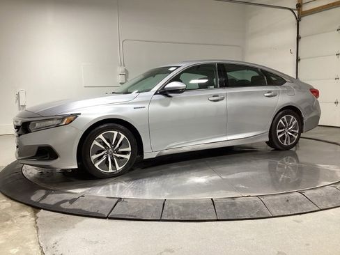 Used 2021 Honda Accord EX image 4