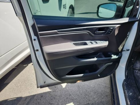 Used 2019 Honda Odyssey EX-L image 16