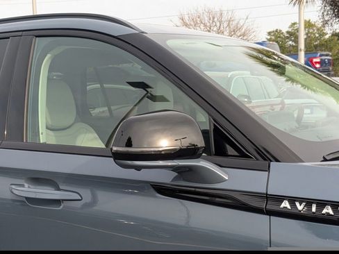 New 2026 Lincoln Aviator Reserve image 12