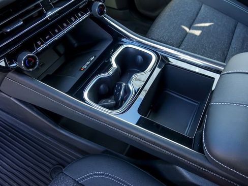 New 2026 Chevrolet Traverse LT w/ Midnight/Sport Edition image 30