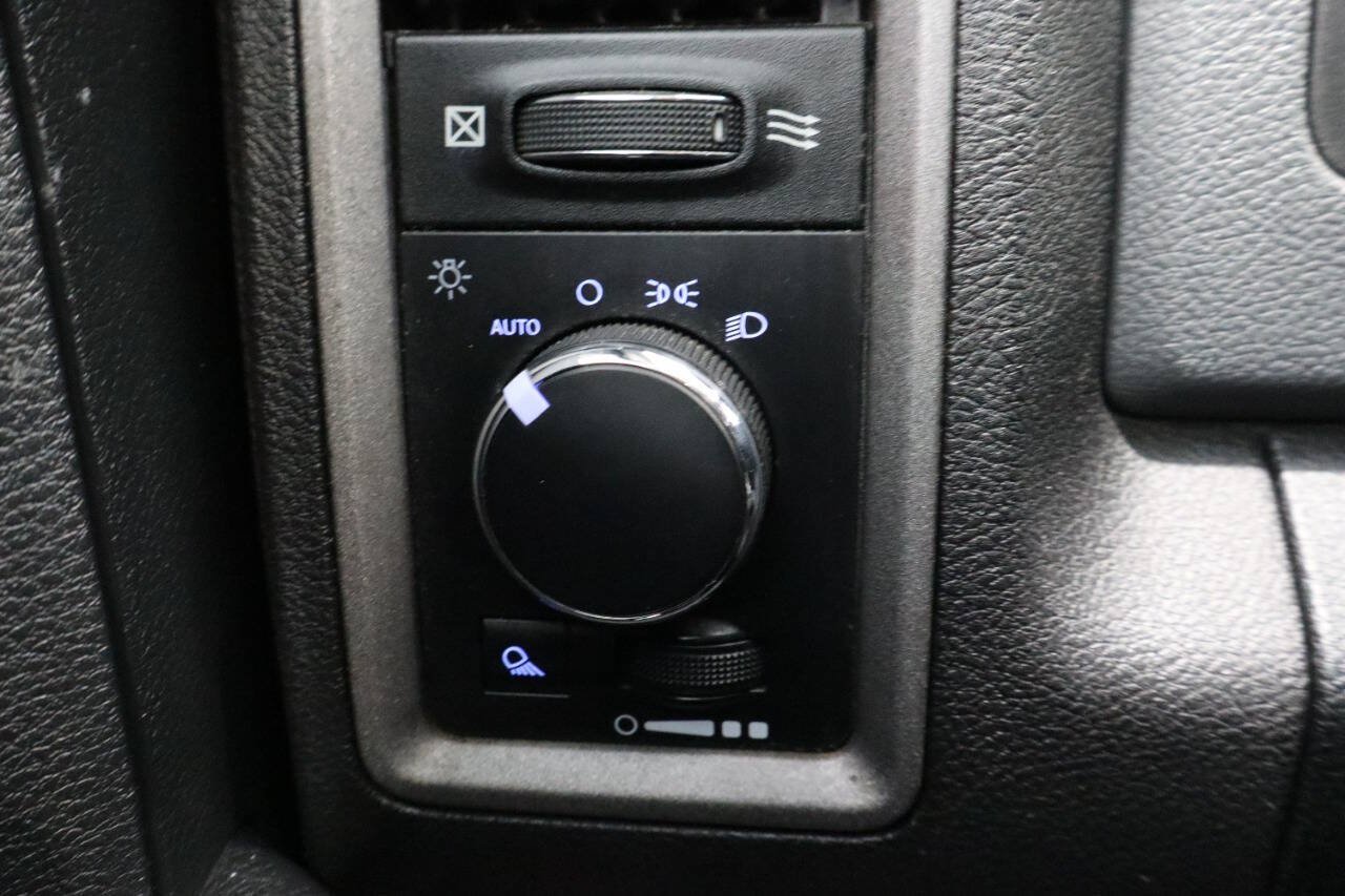 Used 2017 RAM 1500 Tradesman w/ Popular Equipment Group RWD image 16