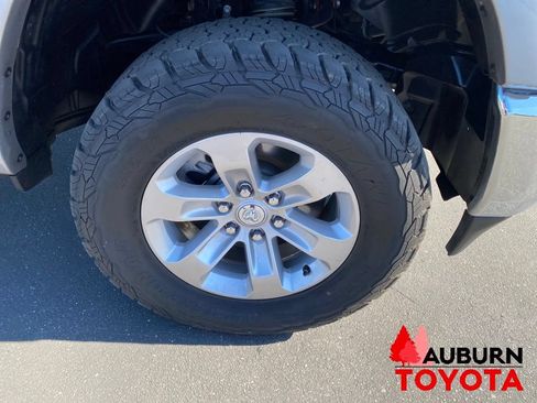 Used 2022 RAM 1500 Laramie AWD/4WD image 9