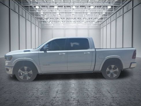 Used 2019 RAM 1500 Laramie RWD image 3