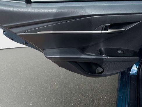 Used 2025 Toyota Camry LE w/ Convenience Package image 11