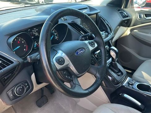 Used 2014 Ford Escape Titanium FWD image 30