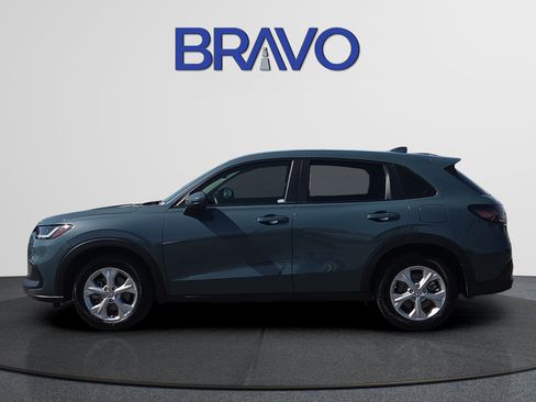 Used 2024 Honda HR-V LX image 2