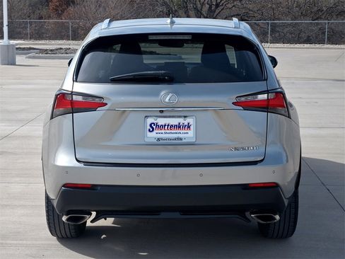 Used 2017 Lexus NX 200t FWD image 7