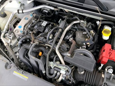 Used 2024 Nissan Sentra SV w/ Trunk Package image 34