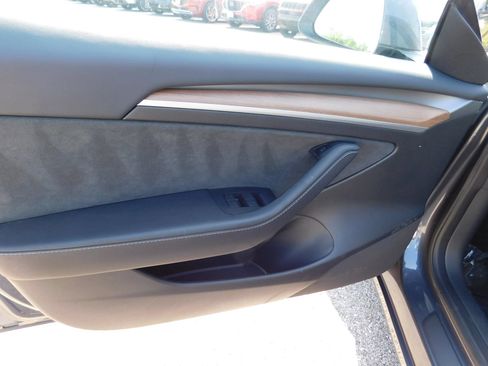Used 2023 Tesla Model 3 Standard Range RWD image 15