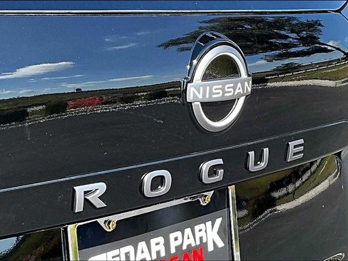 New 2026 Nissan Rogue S image 15