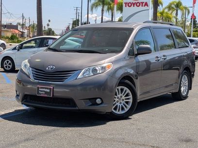 Used 2017 Toyota Sienna XLE