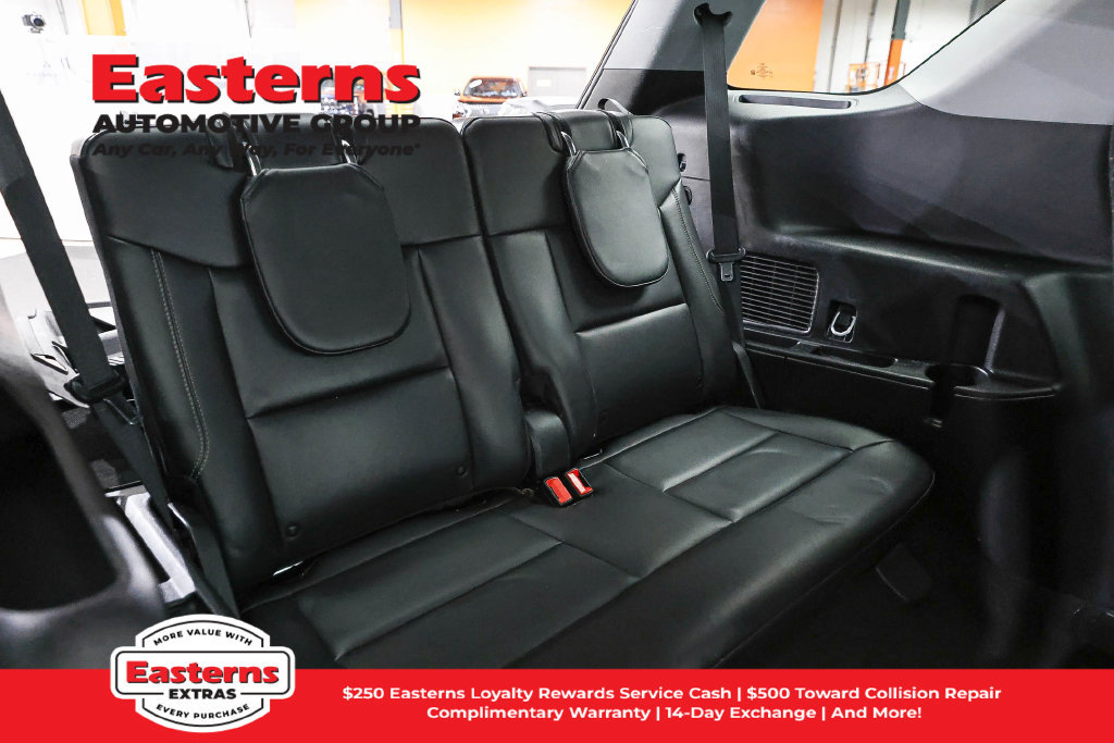 Used 2023 Ford Explorer XLT w/ Equipment Group 202A AWD/4WD image 25