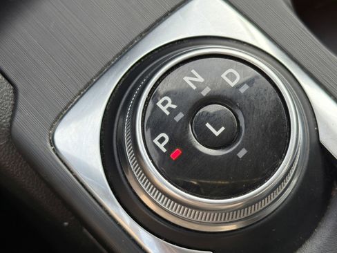 Used 2024 Ford Escape Platinum image 24