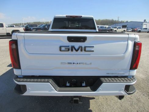 New 2026 GMC Sierra 3500 Denali Ultimate image 5