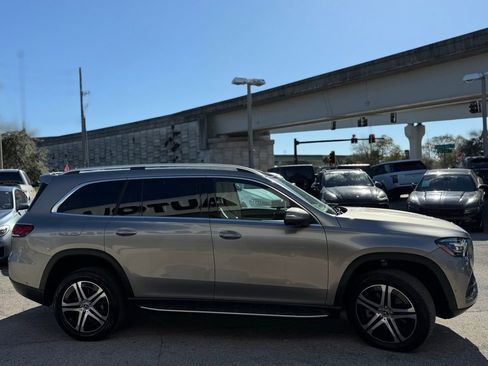 Used 2020 Mercedes-Benz GLS 450 4MATIC image 8