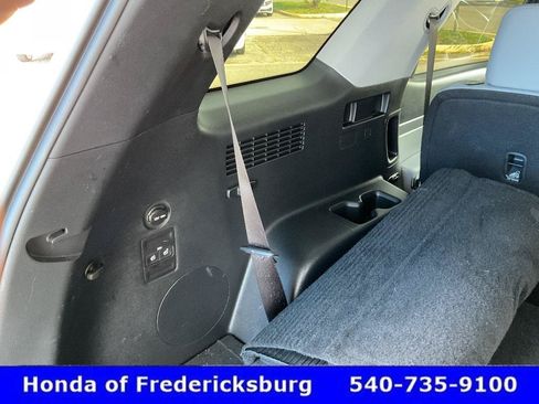 Used 2025 Hyundai Palisade SEL FWD image 23