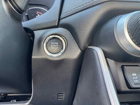 Used 2025 Toyota RAV4 XLE image 25