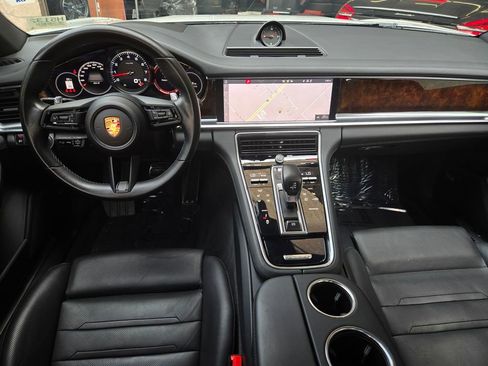 Used 2021 Porsche Panamera 4S AWD/4WD image 21