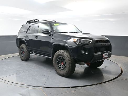 Used 2022 Toyota 4Runner TRD Pro AWD/4WD image 4