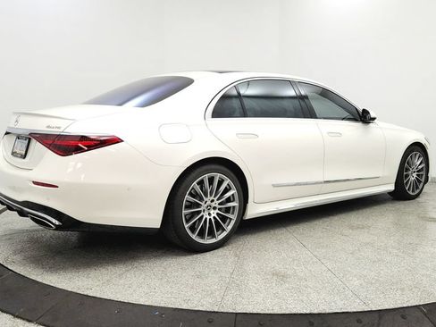 Used 2022 Mercedes-Benz S 580 4MATIC Sedan image 5