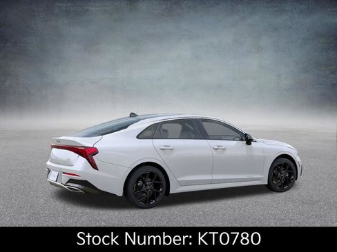 New 2026 Kia K5 GT-Line image 6