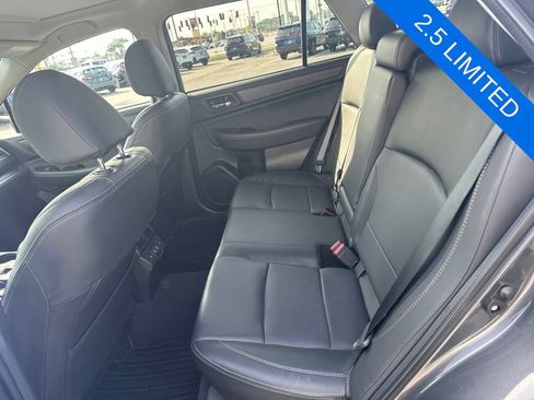 Used 2019 Subaru Outback 2.5i Limited AWD/4WD image 23