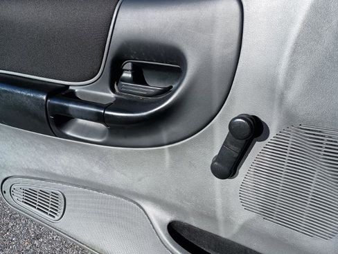 Used 2005 Ford Ranger Edge image 16