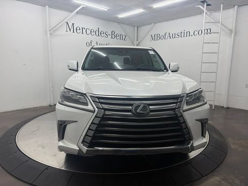 Used 2016 Lexus LX 570 4WD w/ Luxury Package image 2