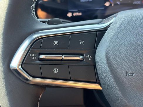 New 2026 Chevrolet Traverse LT w/ Midnight/Sport Edition FWD image 13
