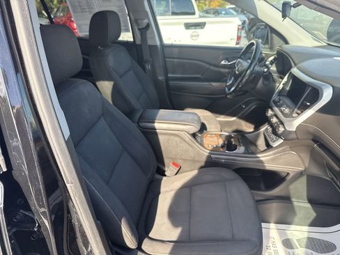 Used 2020 GMC Acadia SLE w/ Driver Convenience Package image 16