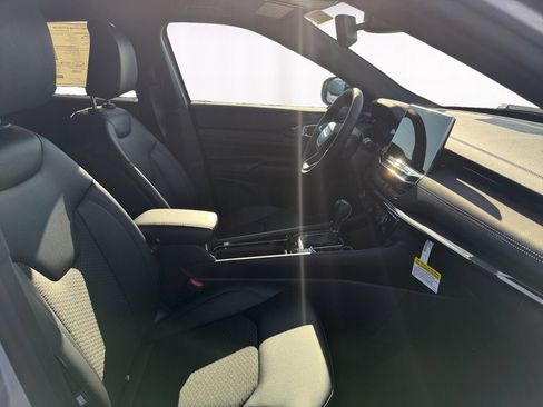 New 2026 Jeep Compass Latitude AWD/4WD image 15