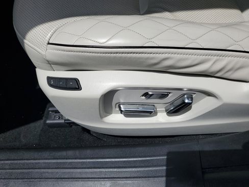 Used 2021 MAZDA CX-9 Signature image 19